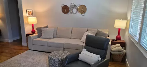 Living - 602 E Abbott Ave, Reedley, CA 93654 photo 1 of 2