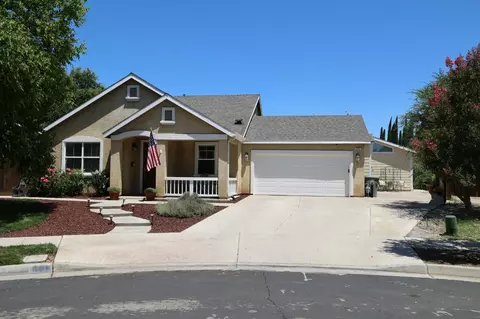 Exterior - 602 E Abbott Ave, Reedley, CA 93654 photo 4 of 10