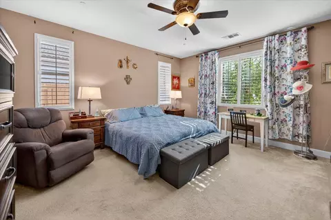 Bedroom - 1056 Lindsay Ln, Clovis, CA 93619 photo 1 of 5