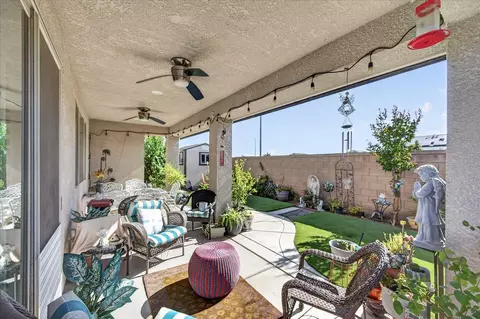 Exterior - 1056 Lindsay Ln, Clovis, CA 93619 photo 3 of 8