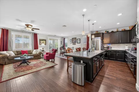 Other - 1056 Lindsay Ln, Clovis, CA 93619 photo 5 of 7