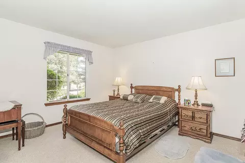 Bedroom - 14404 Killarney Dr, Madera, CA 93636 photo 9 of 13