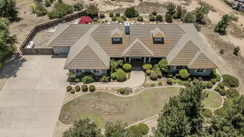 View/Area - 14404 Killarney Dr, Madera, CA 93636 photo 1 of 8