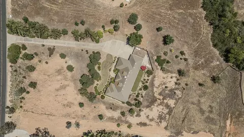 View/Area - 14404 Killarney Dr, Madera, CA 93636 photo 5 of 8