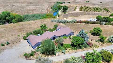 View/Area - 22250 Stabulis Ct, Madera, CA 93638 photo 2 of 11