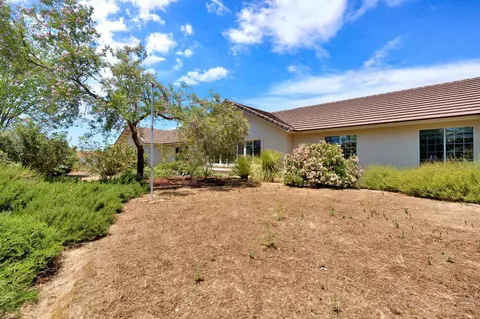 Exterior - 22250 Stabulis Ct, Madera, CA 93638 photo 3 of 10