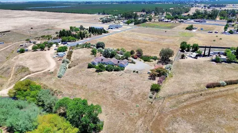 View/Area - 22250 Stabulis Ct, Madera, CA 93638 photo 9 of 11