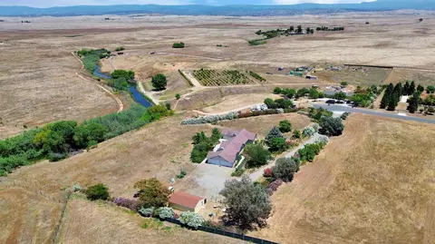 View/Area - 22250 Stabulis Ct, Madera, CA 93638 photo 6 of 11