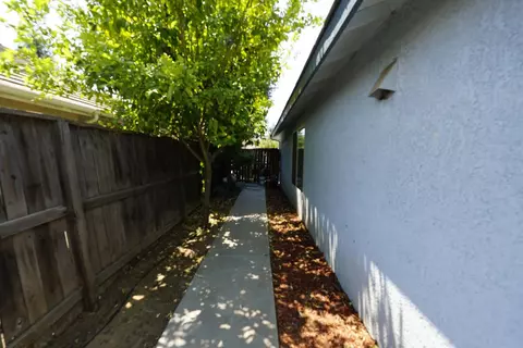 2741 Fremont Ave, Clovis, CA 93611 photo 39