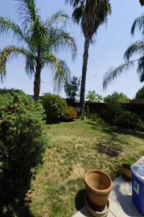 2741 Fremont Ave, Clovis, CA 93611 photo 31