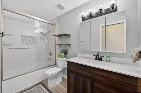 Bath - 1012 N Adler Ave, Clovis, CA 93611 photo 1 of 2