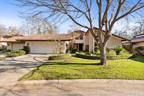 5630 N El Adobe Dr, Fresno, CA 93711