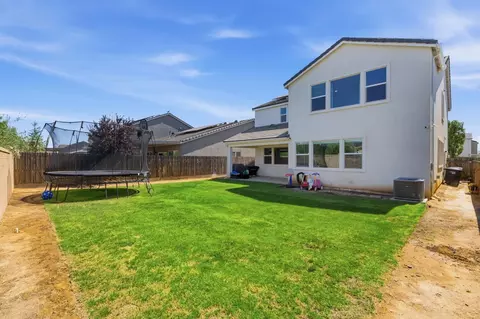 Exterior - 186 Sentinel Dr S, Madera, CA 93636 photo 7 of 7