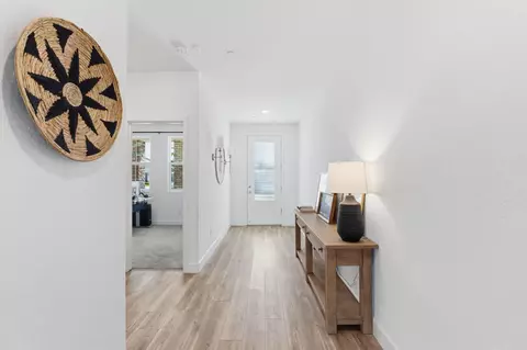Entry Way - 186 Sentinel Dr S, Madera, CA 93636 photo 1 of 5
