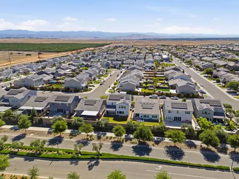 View/Area - 186 Sentinel Dr S, Madera, CA 93636 photo 11 of 13