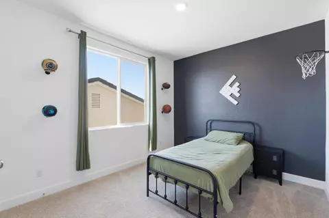 Bedroom - 186 Sentinel Dr S, Madera, CA 93636 photo 3 of 7