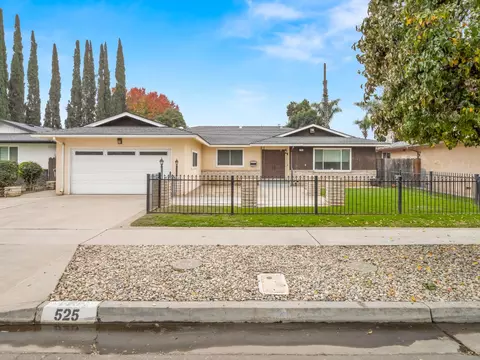 525 E Vartikian Ave, Fresno, CA 93710
