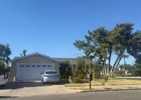 829 Ashlan Way, Madera, CA 93638