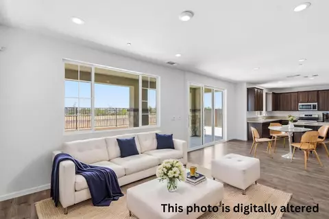 Living - 4322 Hillside Rd, Madera, CA 93636 photo 4 of 4