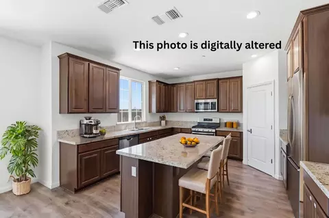 Kitchen - 4322 Hillside Rd, Madera, CA 93636 photo 3 of 4