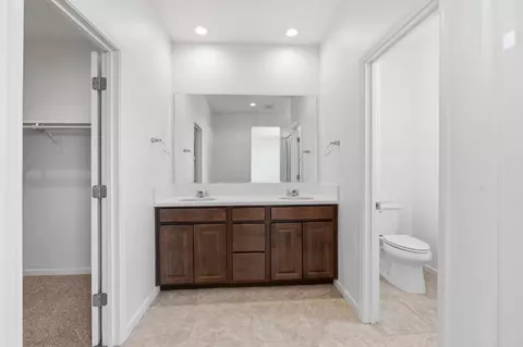 Entry Way - 4322 Hillside Rd, Madera, CA 93636 photo 5 of 6