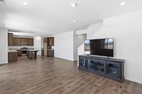 Entry Way - 4322 Hillside Rd, Madera, CA 93636 photo 4 of 6