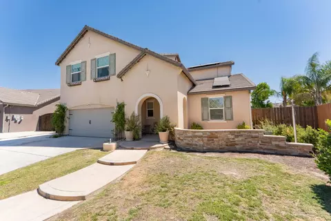 1128 Caddie Loop, Lemoore, CA 93245 photo 2
