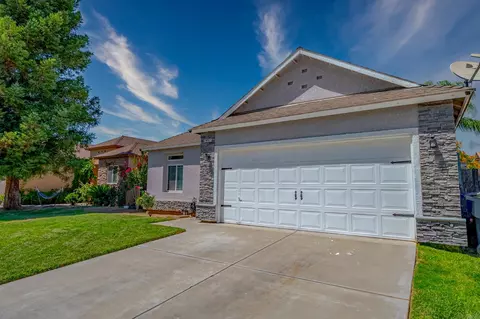 Exterior - 2657 Peanut, Madera, CA 93637 photo 6 of 8