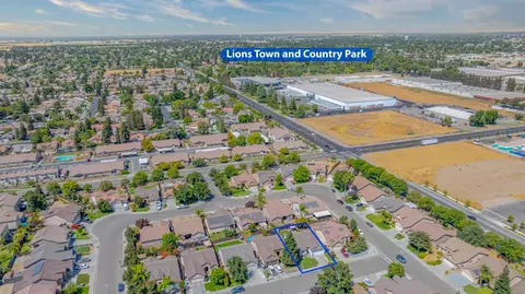 View/Area - 2657 Peanut, Madera, CA 93637 photo 5 of 6