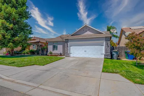 Exterior - 2657 Peanut, Madera, CA 93637 photo 3 of 8