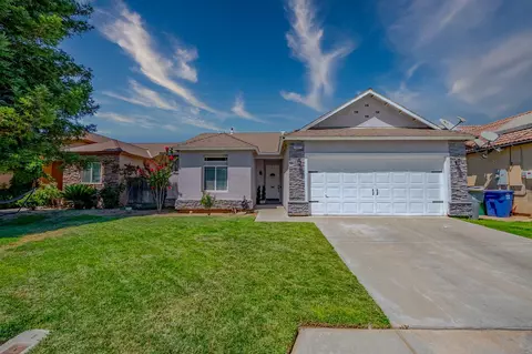 Exterior - 2657 Peanut, Madera, CA 93637 photo 4 of 8