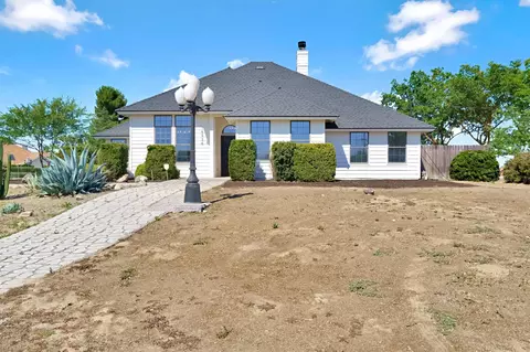 16936 Karen Rd, Madera, CA 93636