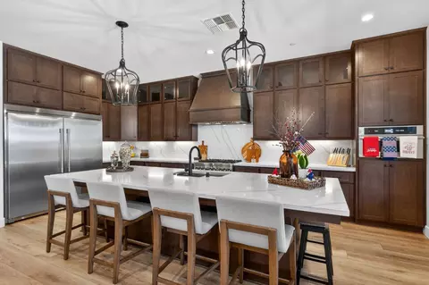 Kitchen - 1715 N Renn Ave, Clovis, CA 93619 photo 2 of 10