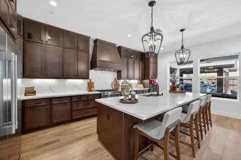 Kitchen - 1715 N Renn Ave, Clovis, CA 93619 photo 3 of 10