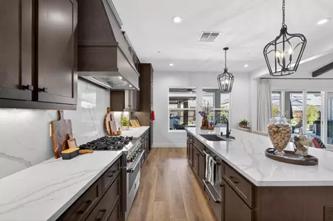 Kitchen - 1715 N Renn Ave, Clovis, CA 93619 photo 5 of 10