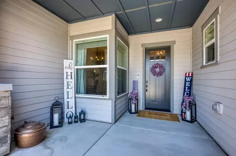 Exterior - 1715 N Renn Ave, Clovis, CA 93619 photo 3 of 11