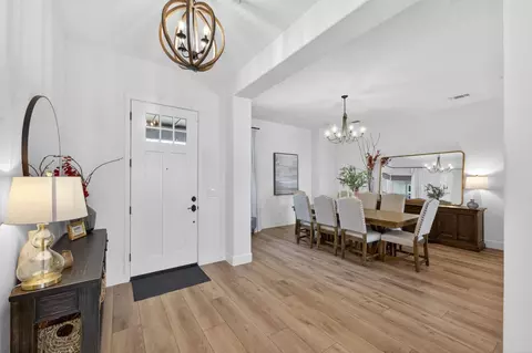 Entry Way - 1715 N Renn Ave, Clovis, CA 93619 photo 1 of 4