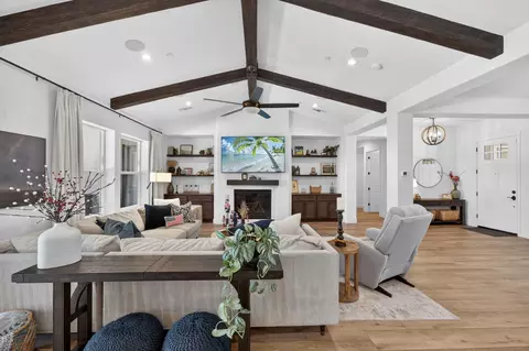 Living - 1715 N Renn Ave, Clovis, CA 93619 photo 4 of 5