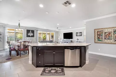 Kitchen - 3992 Flint Ave, Clovis, CA 93619 photo 3 of 3