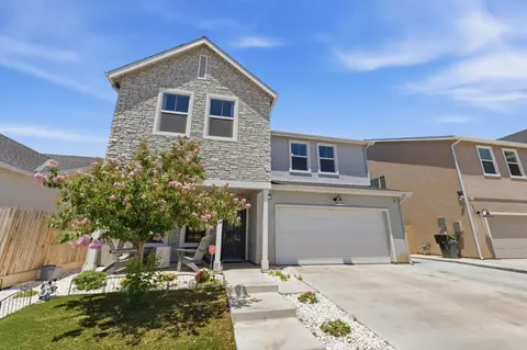 7242 E Amherst Ave, Fresno, CA 93737