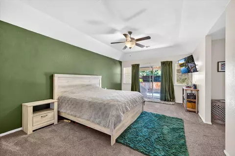 Bedroom - 321 W Paul Ave, Clovis, CA 93612 photo 4 of 8