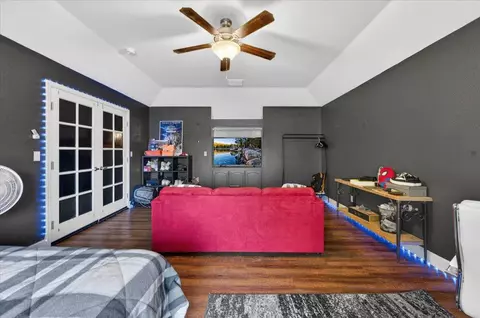 Bedroom - 321 W Paul Ave, Clovis, CA 93612 photo 2 of 8
