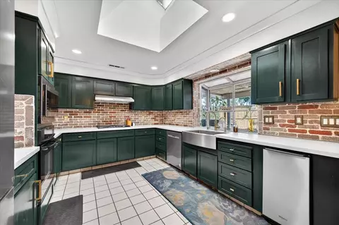 Kitchen - 321 W Paul Ave, Clovis, CA 93612 photo 2 of 5