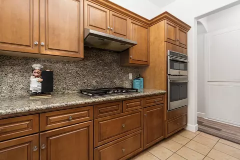 Kitchen - 3112 Everglade Ave, Clovis, CA 93619 photo 4 of 6