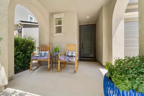 Exterior - 4301 San Miguel Rd, Madera, CA 93636 photo 5 of 11