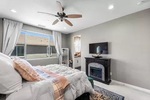 Bedroom - 4301 San Miguel Rd, Madera, CA 93636 photo 3 of 4