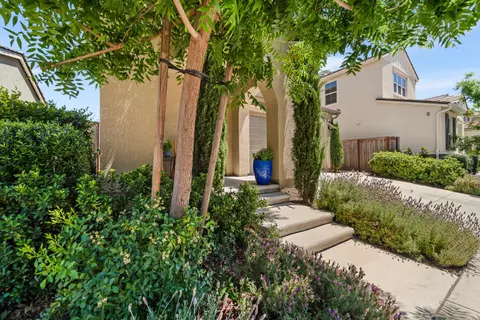Exterior - 4301 San Miguel Rd, Madera, CA 93636 photo 4 of 11