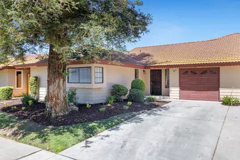 909 Barnett Way, Madera, CA 93637