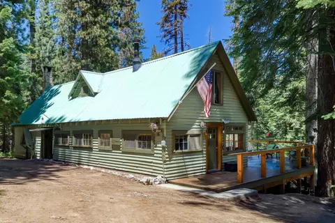 61504 Huntington Lake Rd #6, Lakeshore, CA 93634