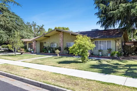 Exterior - 222 E Central Ave, Madera, CA 93638 photo 2 of 7